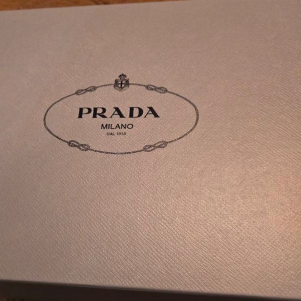 Authentic Prada Black patent leather square toe block heel loafers with box - Picture 5 of 5